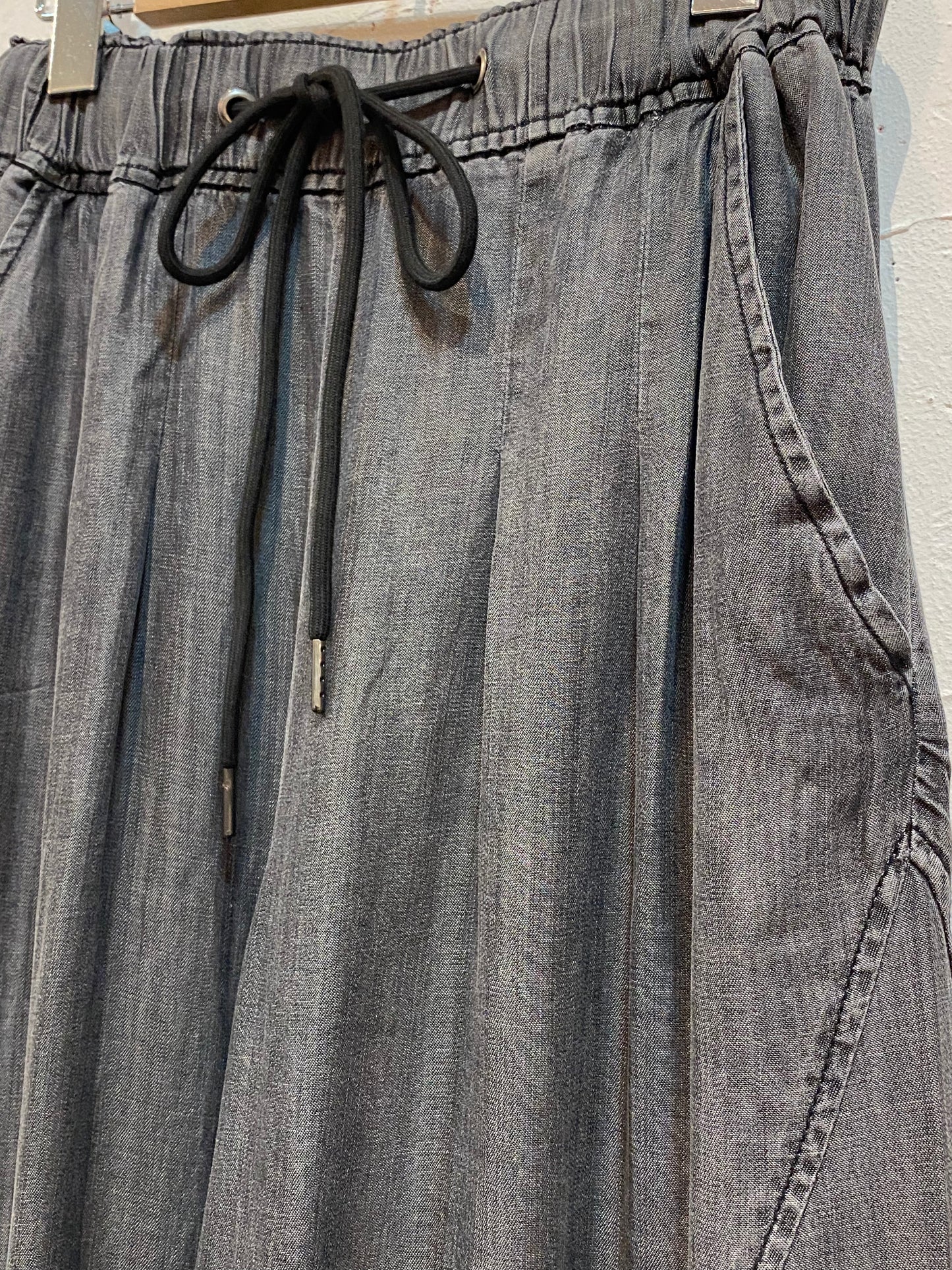 ワイドデニムパンツ