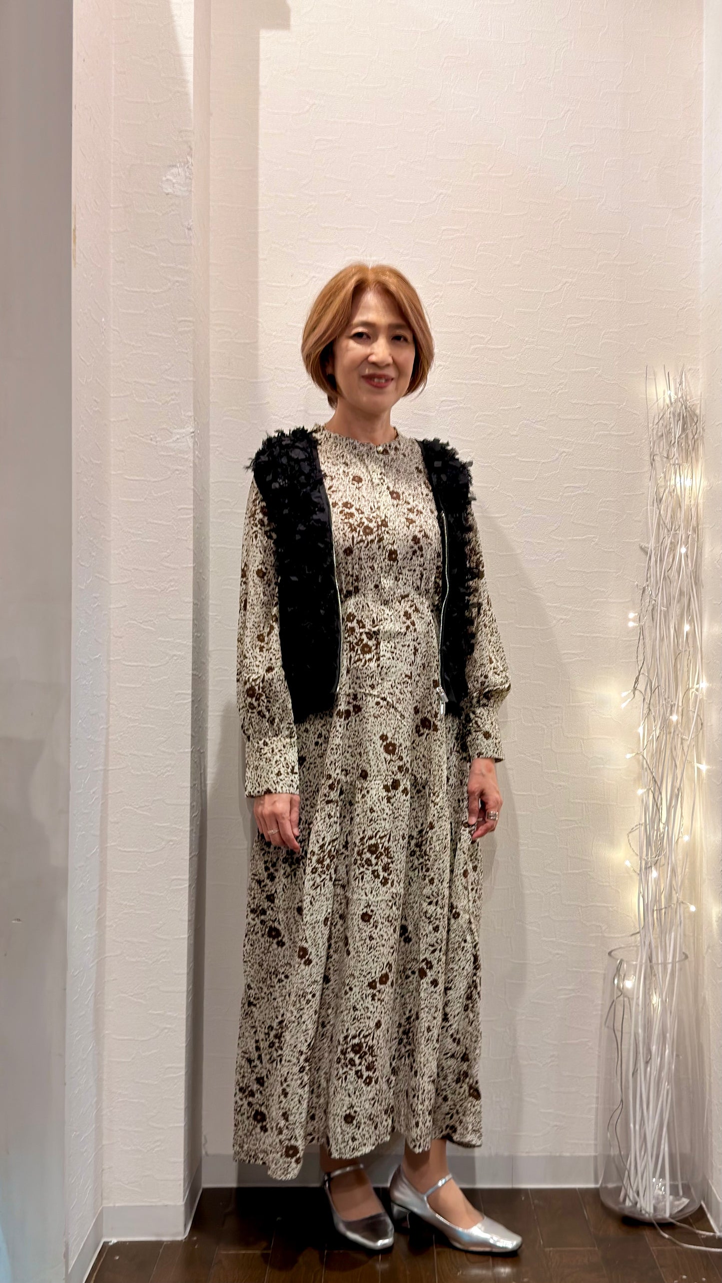 花柄プリント ゴールドボタン ワンピース