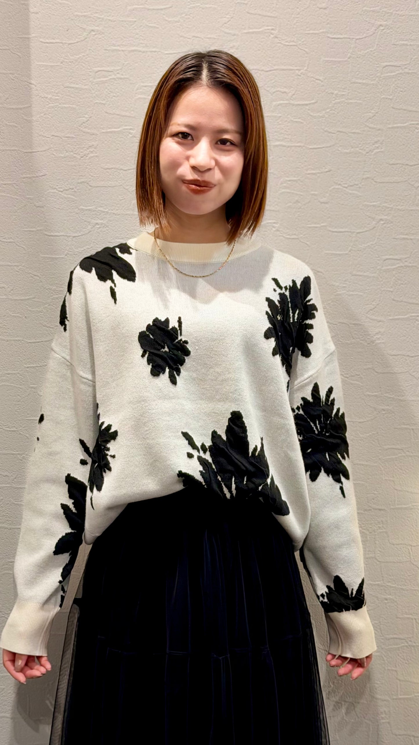 花柄ジャカード袋編みオーバーサイズニット