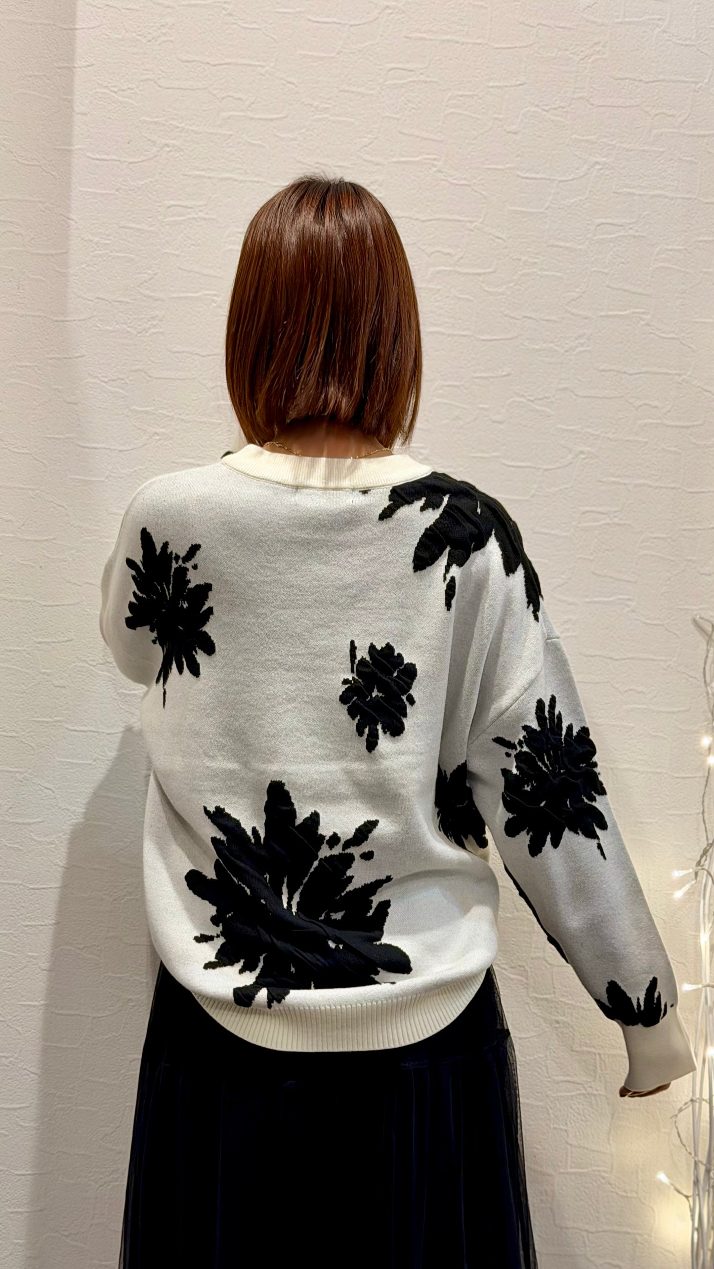 花柄ジャカード袋編みオーバーサイズニット