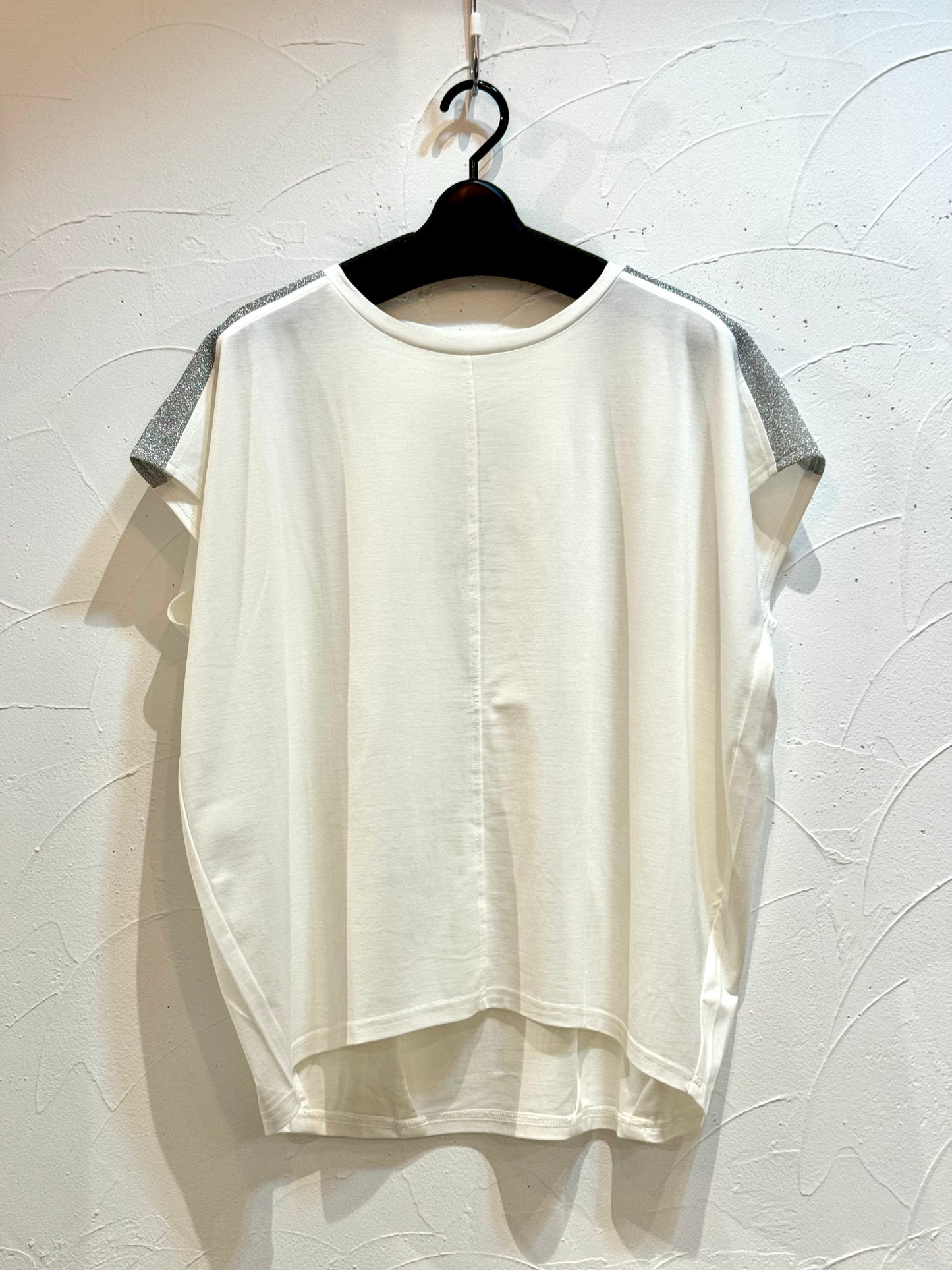 肩ラメ部分使いカットソー　30%OFFでのご提供になりました！