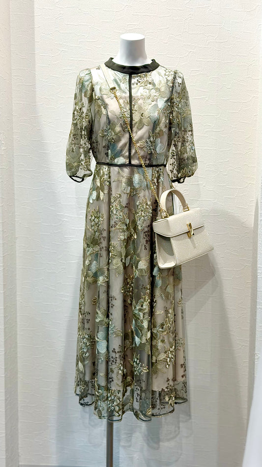 ７分袖刺繍使いワンピース