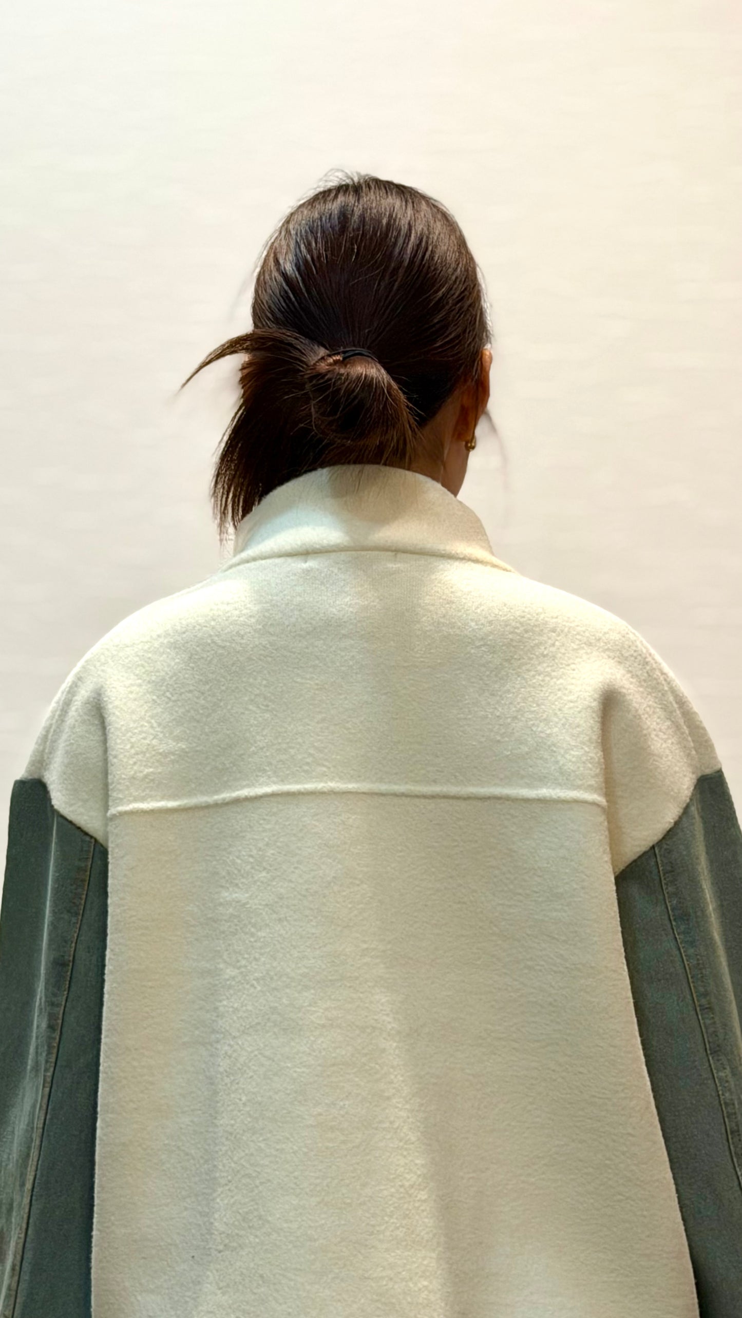 スタンド襟ブルゾン