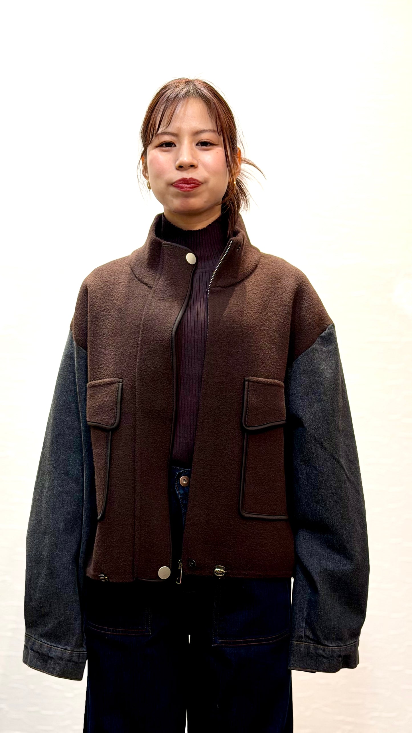 スタンド襟ブルゾン