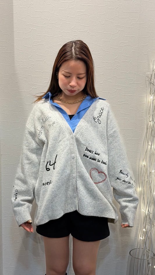 ロゴ刺繍カーディガン