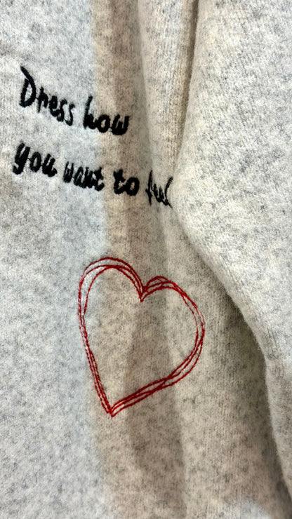 ロゴ刺繍カーディガン